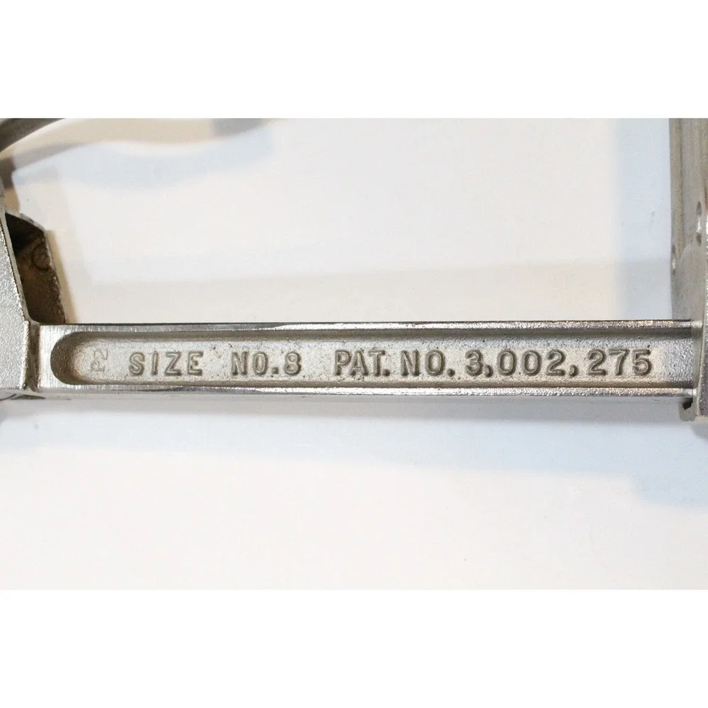 Vintage Edlund Co. Burlington VT Commercial Can Opener NO. 8 Made in USA‎
